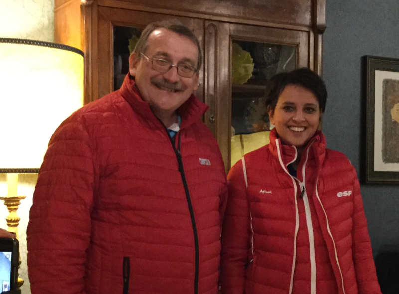Najat Vallaud Belkacem et Joël Giraud doudounes rouges 281116 cadree